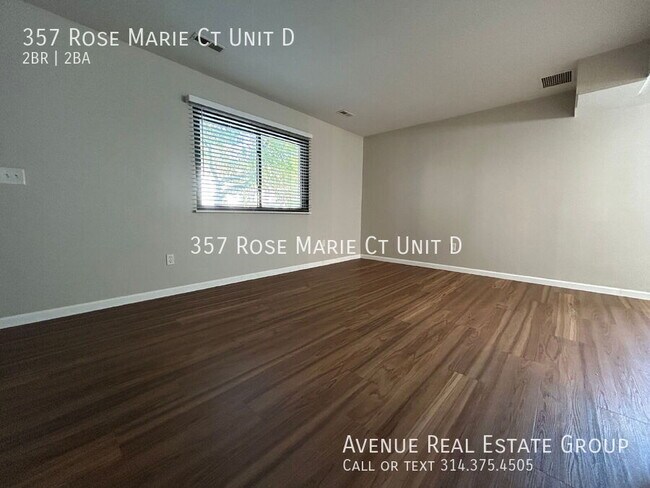 Foto del edificio - 357 Rose Marie Ct