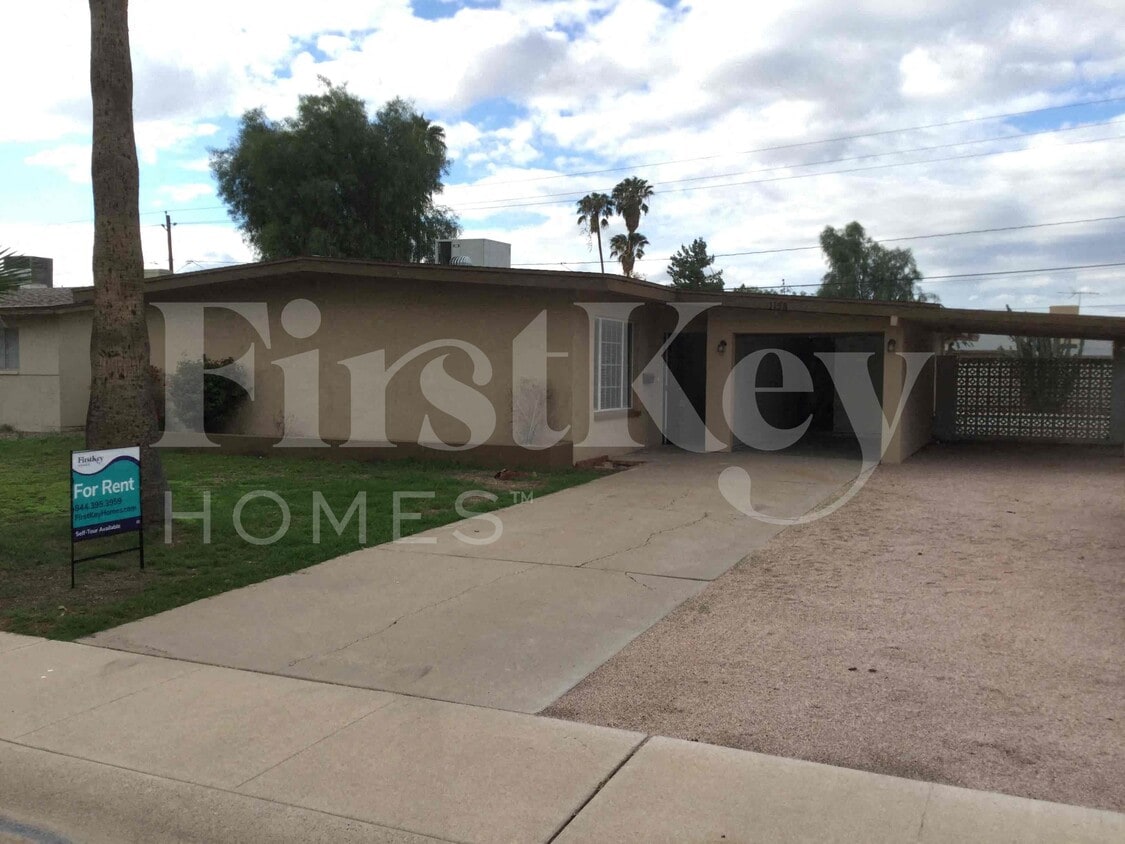 Foto principal - 1158 E Concorda Dr