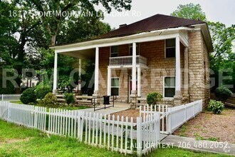 Building Photo - 1817 S Stone Mountain Lithonia Rd