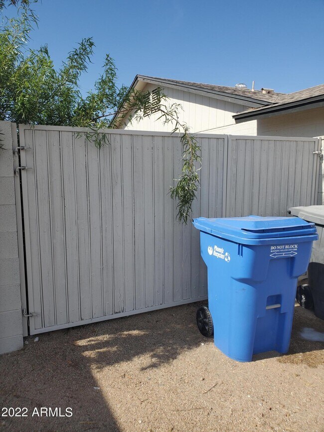 4902 W Rosewood Ave, Glendale, AZ 85304 House for Rent in Glendale