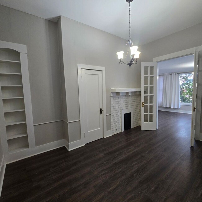 Foto del edificio - 551 E Boswell St