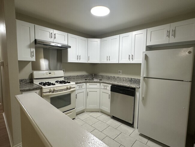 Foto del edificio - 1511 Woodhollow Dr