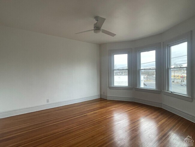 Foto del edificio - 817 Columbia St