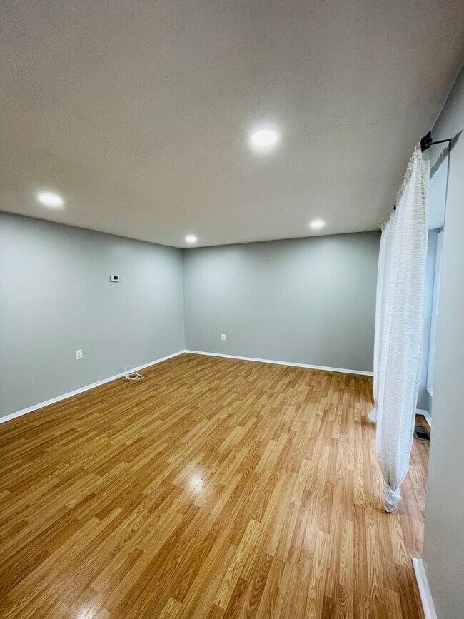 9241 Pinenut Ct, Laurel, MD 20723 Townhome Rentals in Laurel MD