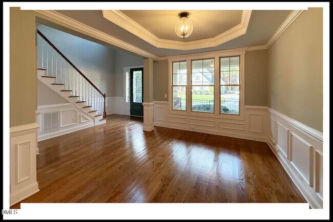 Foto del edificio - 8025 Debenham Dr