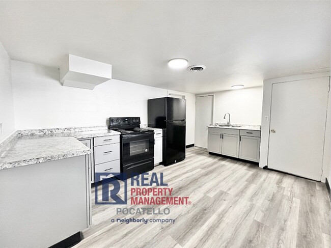 Foto del edificio - 404 W Maple St