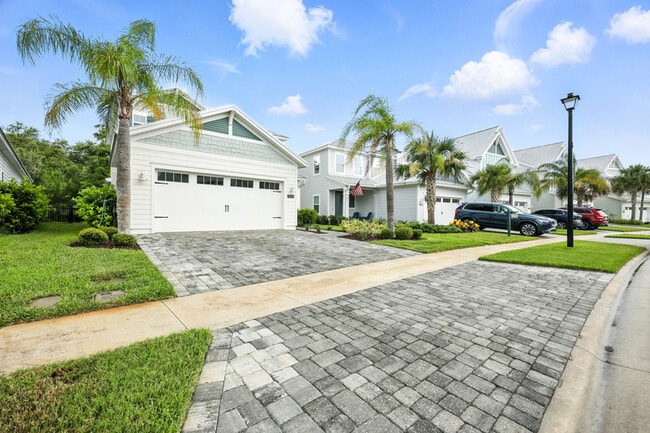 Foto del edificio - 356 Clifton Bay Lp