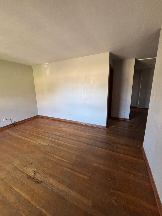 Building Photo - 5707 Littleton Rd
