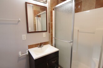 Building Photo - 7941 Longridge Dr