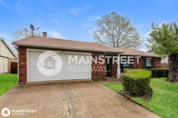 Foto principal - 3916 Corkwood Dr