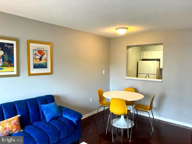 Foto del edificio - 2111 Wisconsin Ave NW