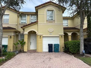 Building Photo - 8671 NW 112th Ct