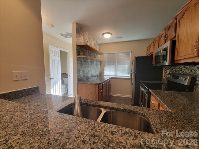 Foto del edificio - 3811 Mosscroft Ln