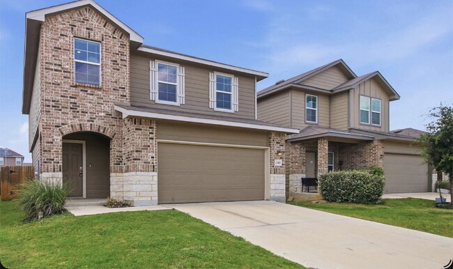 Photo - "Spacious 4-Bedroom Retreat with Granite Elegance at 13403 Winemaker Dr, San Antonio!" Apartment
