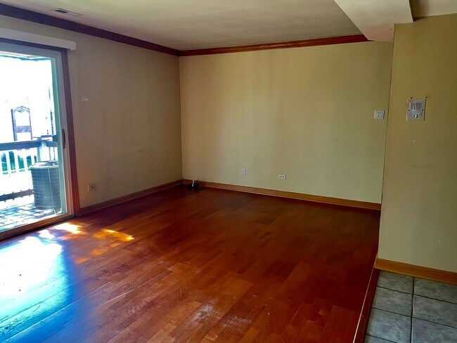 Foto del edificio - 5850 W 87th St