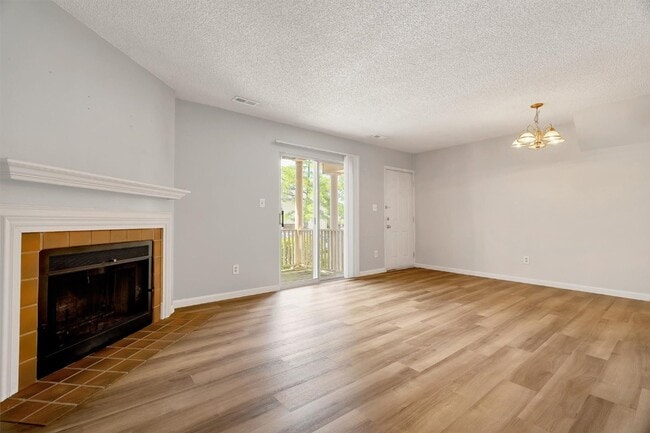 Building Photo - 1512 Oriole Ln