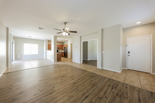 Foto del edificio - 16724 N 177th Ave