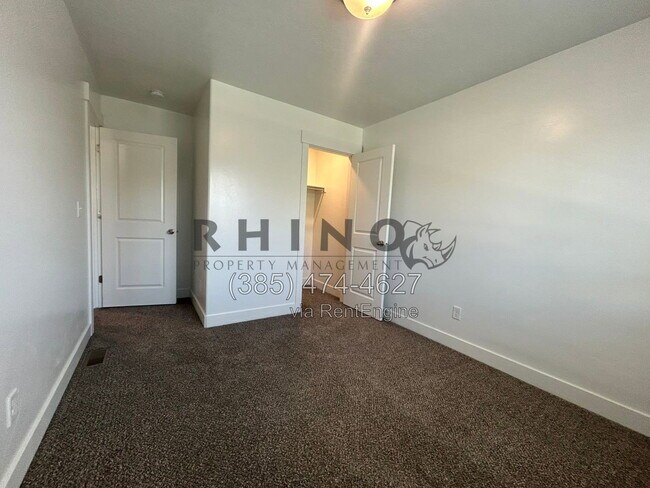 Foto del edificio - 352 E 1850 N
