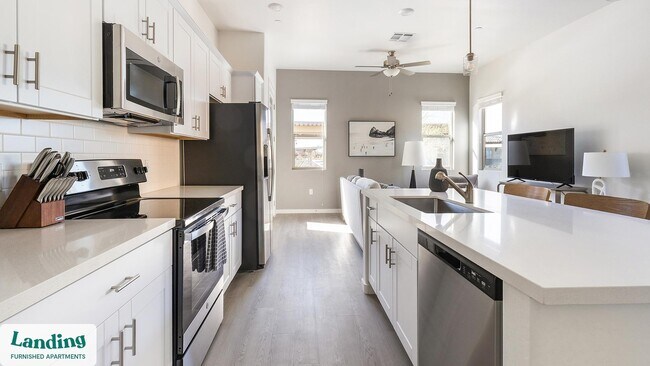 Foto del edificio - 375 E Linda Vista Blvd