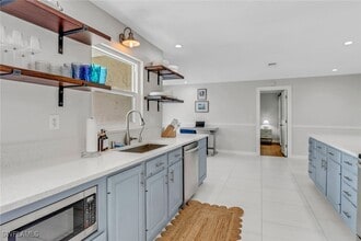 Building Photo - 2680 Longboat Dr