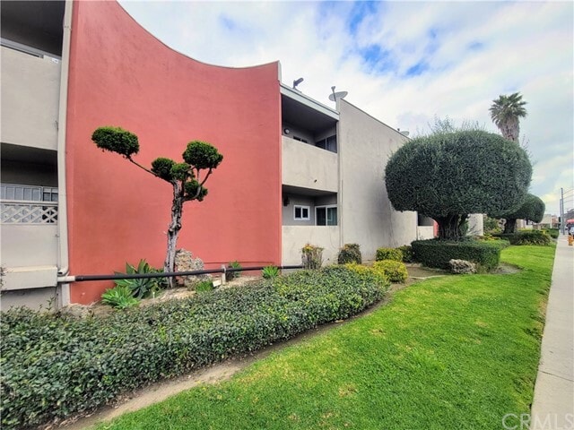 Foto del edificio - 5021 Atlantic Ave