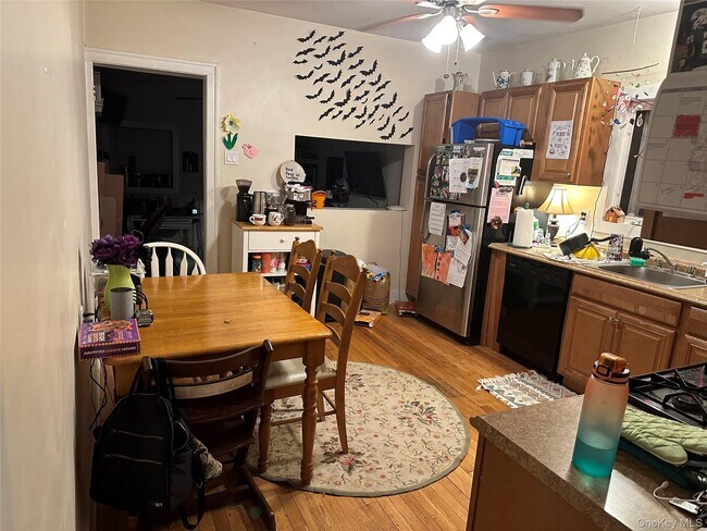 Foto del edificio - 19 6th St