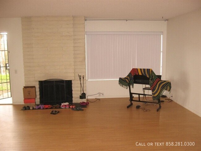 Foto del edificio - 3907 Camino Lindo
