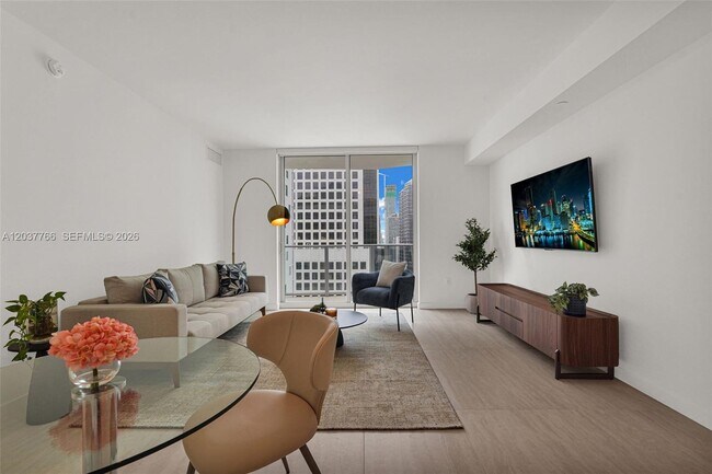 Foto del edificio - 77 SE 5th St