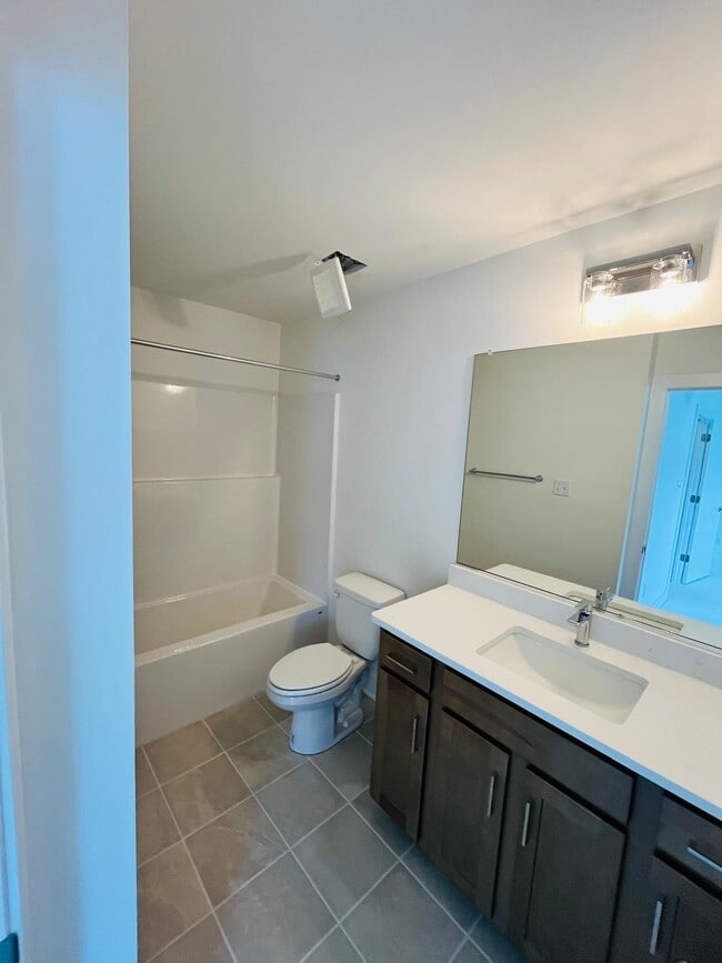 Foto del edificio - 15321 Sunray Aly