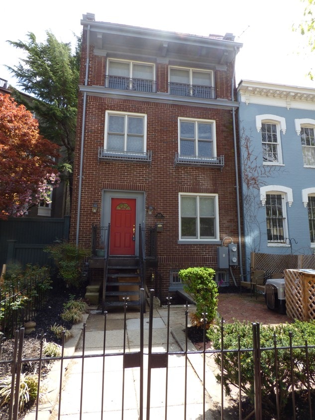 Foto principal - 1915 New Hampshire Ave NW