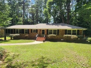Building Photo - 2348 Clairmont Rd