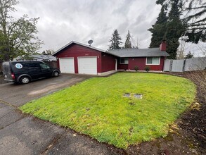Building Photo - 6884 G St