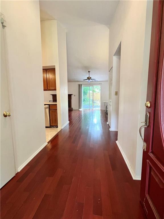 Foto del edificio - 1295 Taylor Oaks Dr