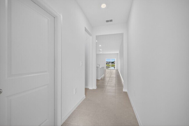 Foto del edificio - New 3 Bed Townhouse!