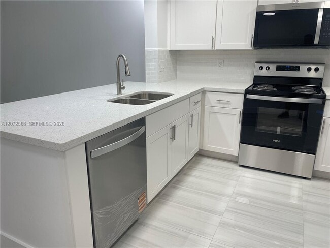 Foto del edificio - 12209 SW 14th Ln