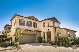 Building Photo - 15875 Lesar Pl