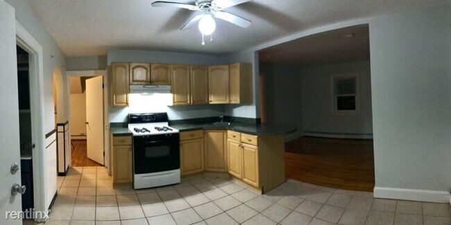 Building Photo - 2 br, 1 bath Apartment - 122 Leah St 2 Unit 2
