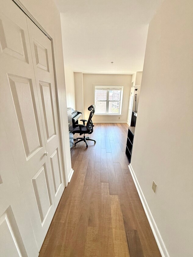 Primary Photo - 120 Mountfort St