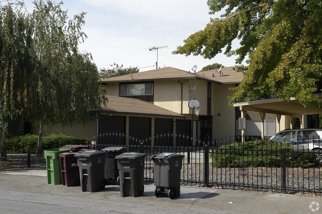 11321138 Hazel Ave, Hayward, CA 94541 Apartments in Hayward, CA