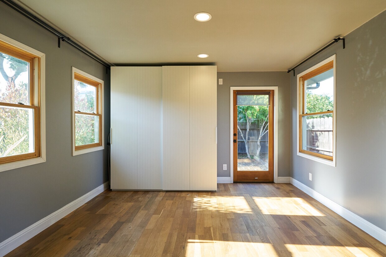 311 Cypress St, Alameda, CA 94501 Townhome Rentals in Alameda CA