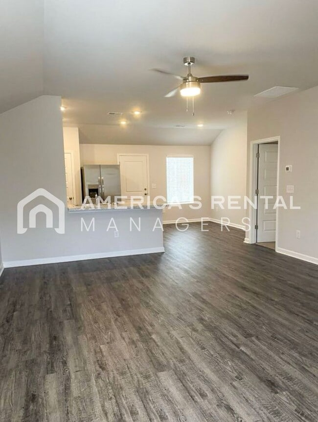 Building Photo - New Construction Home Available in Odenvil...