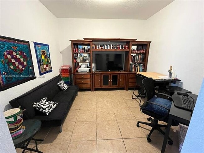 Foto del edificio - 3178 NW 103rd Pl