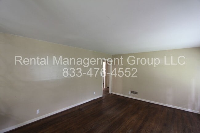 Building Photo - New On The Market!  Better Hurry!!