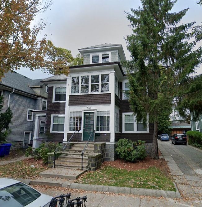 Building Photo - 23 Moraine St