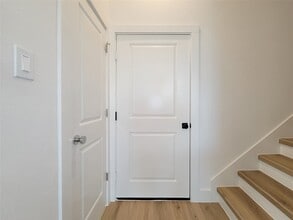 Building Photo - 1542 W Tidwell Rd Building Photo - 1542 W Tidwell Rd