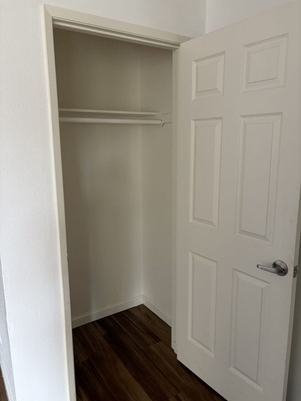 Foto del edificio - 2020 Guthrie St N