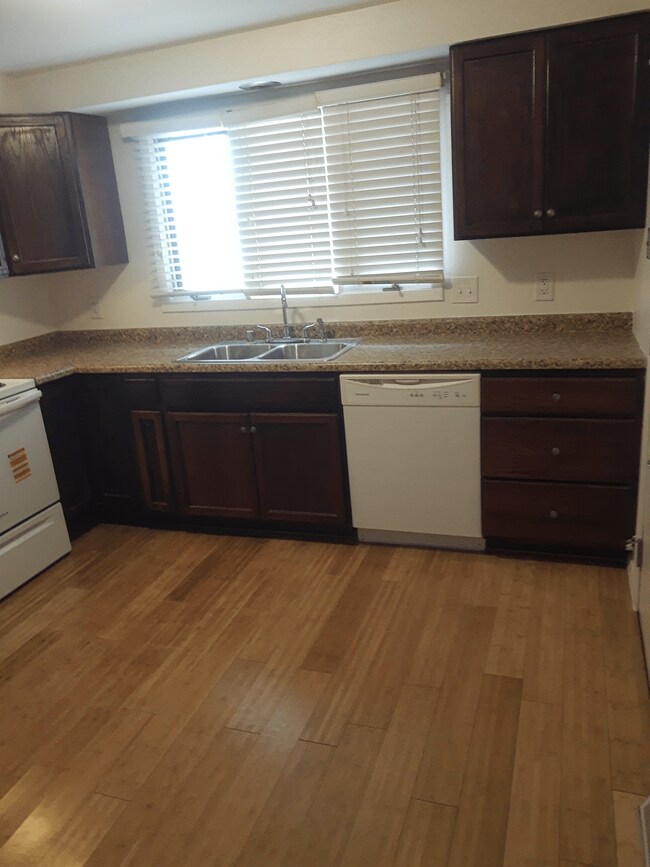 Foto del edificio - 2208 Pershing Ave