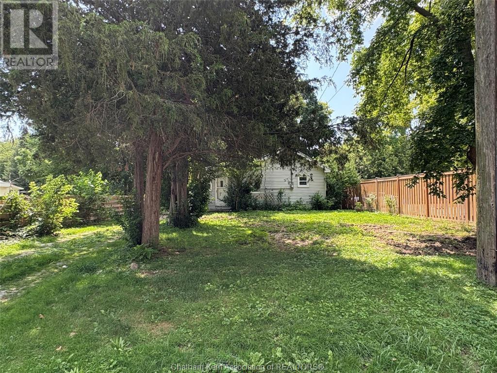 Photo principale - 8 Siskind Ct