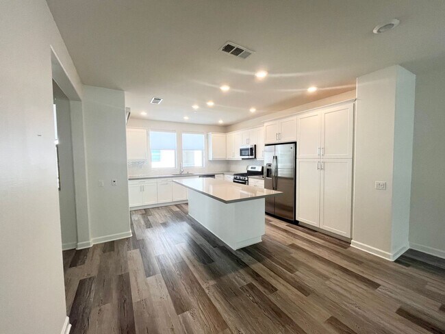 Foto del edificio - 16755 Coyote Bush Dr