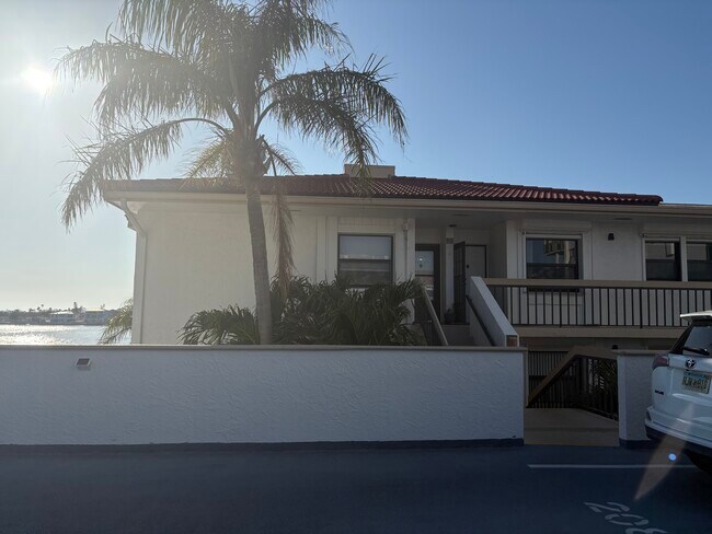 Foto del edificio - 6265 Sun Blvd